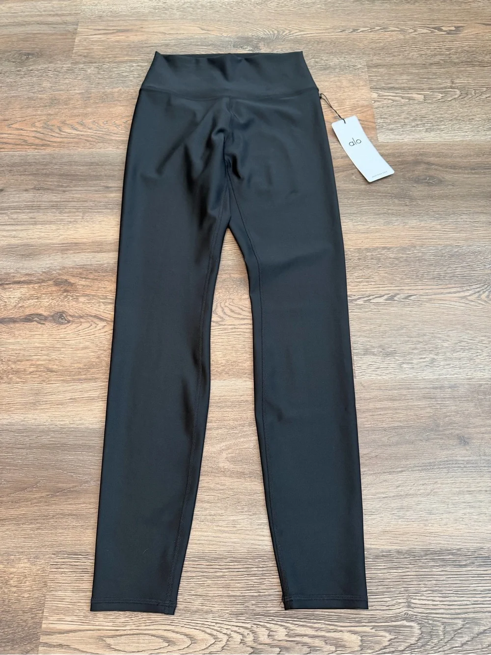 NWT Alo Yoga High Waist Airlift Legging Black Full Length Size Medium